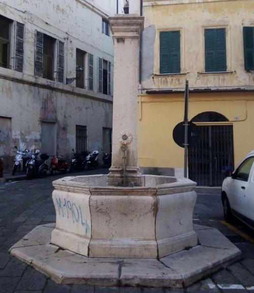Fontana di Piazza Alberto Nota
